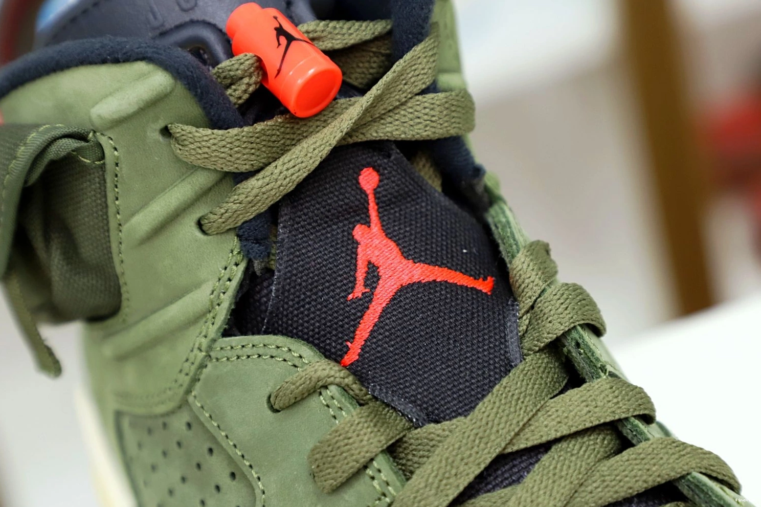 SCOTT X JORDAN TRAVIS 6 'OLIVE' AIR RETRO 1019